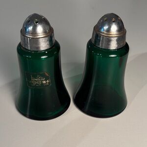 Viking Glass Emerald Green Salt & Pepper Shaker Set with Silver Tops